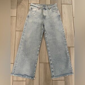 NWOT AG Adriano Goldschmied Women’s Light Wash Wide Leg Jeans size 28